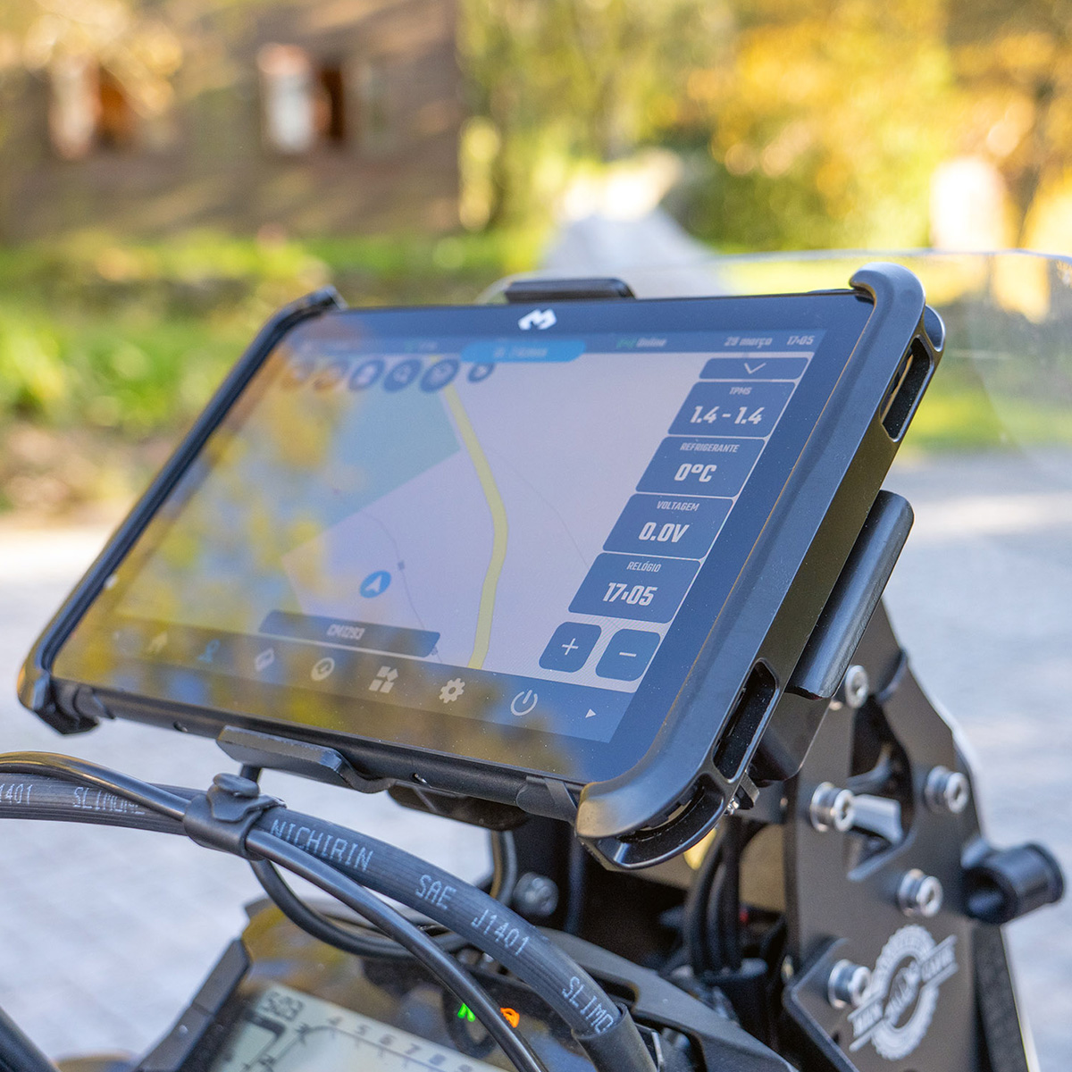 DMD T880X – 8” tablet nawigacyjny Android 14, ultra jasny ekran, GPS High Precision, IP67 (Next Gen) - obrazek 3